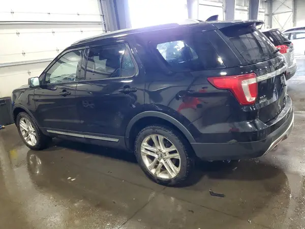 1FM5K8D82HGB91465 2017 FORD EXPLORER - Image 2