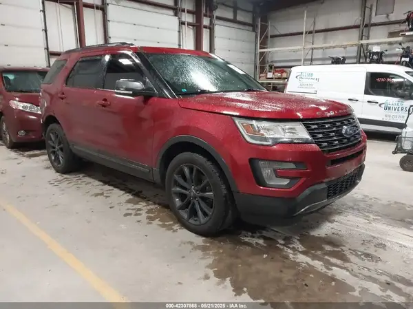 1FM5K8D82HGC15652 2017 FORD EXPLORER - Image 1
