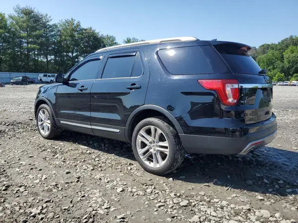 1FM5K8D82HGC17014 2017 FORD EXPLORER - Image 2