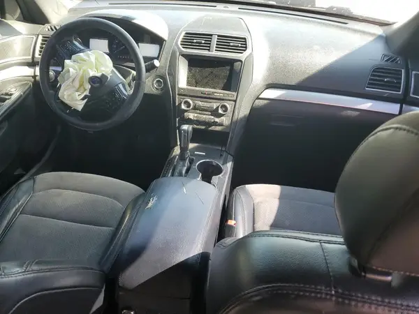 1FM5K8D82HGC17305 2017 FORD EXPLORER - Image 8
