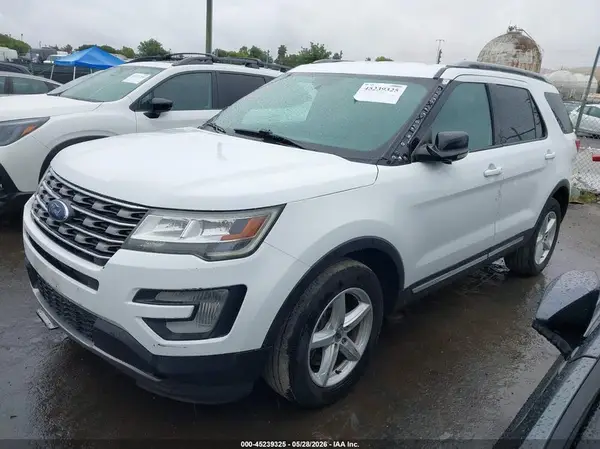1FM5K8D82HGC26523 2017 FORD EXPLORER - Image 2