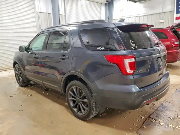 1FM5K8D82HGC28286 2017 FORD EXPLORER - Image 2