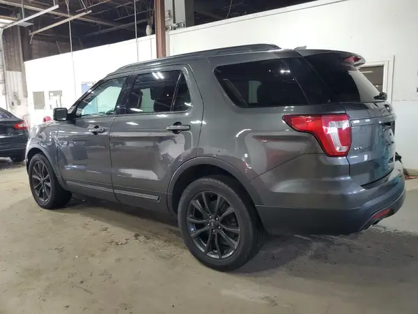1FM5K8D82HGC75995 2017 FORD EXPLORER - Image 2