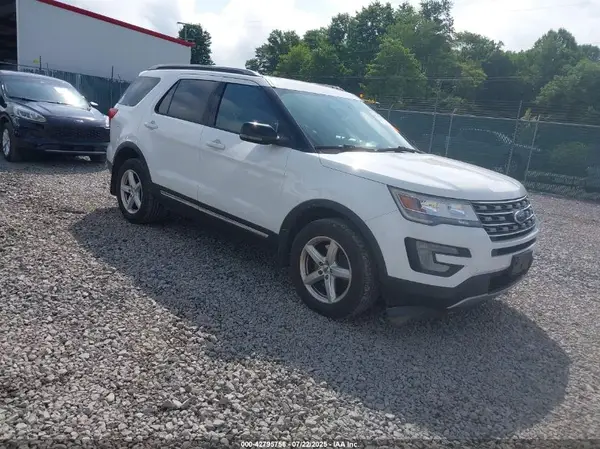 1FM5K8D82HGC98967 2017 FORD EXPLORER - Image 1