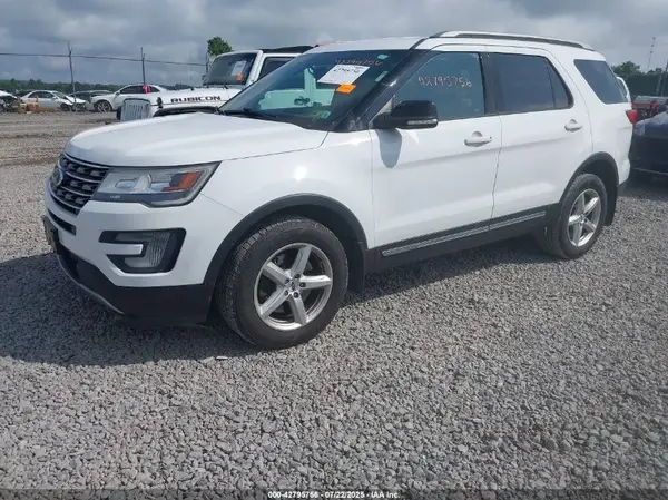 1FM5K8D82HGC98967 2017 FORD EXPLORER - Image 2