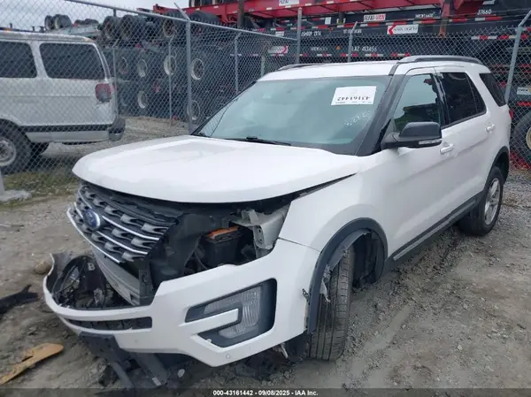1FM5K8D82HGD18537 2017 FORD EXPLORER - Image 2