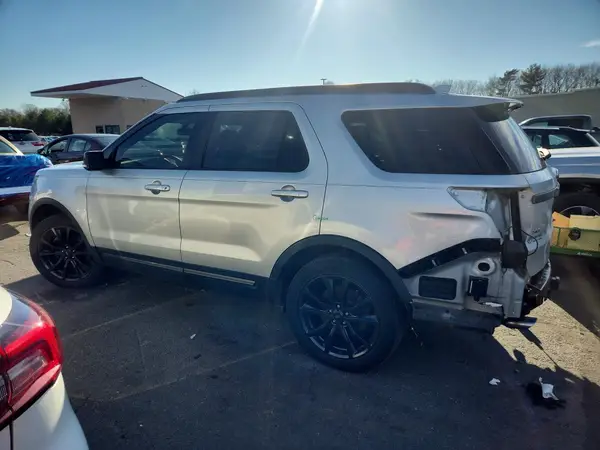 1FM5K8D82HGD39159 2017 FORD EXPLORER - Image 2