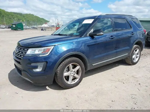1FM5K8D82HGD51392 2017 FORD EXPLORER - Image 2