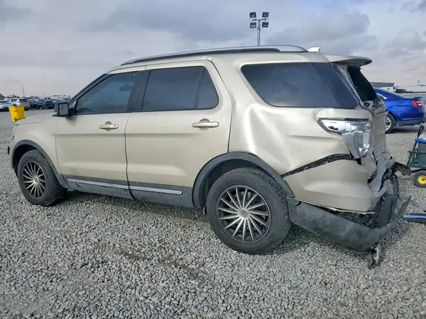 1FM5K8D82HGD57127 2017 FORD EXPLORER - Image 2