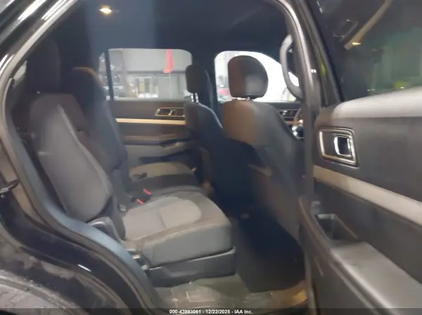 1FM5K8D82HGD60996 2017 FORD EXPLORER - Image 8