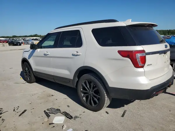 1FM5K8D82HGD63901 2017 FORD EXPLORER - Image 2