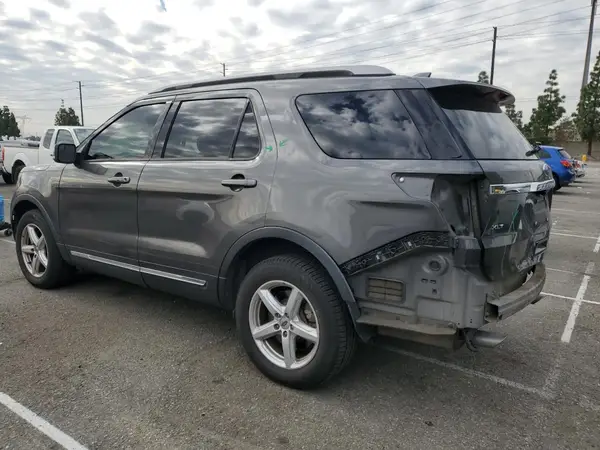 1FM5K8D82HGD65017 2017 FORD EXPLORER - Image 2