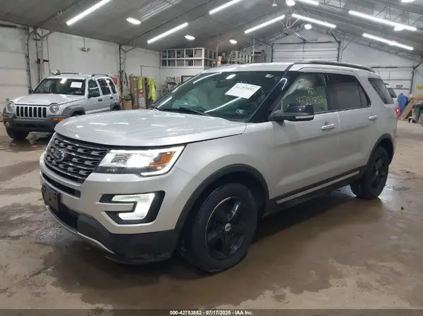 1FM5K8D82HGD81993 2017 FORD EXPLORER - Image 2
