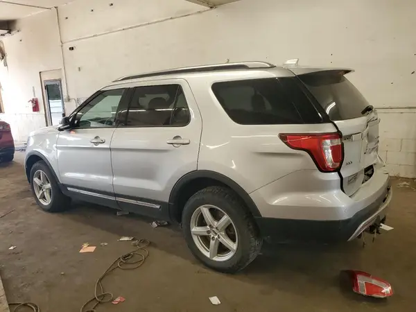 1FM5K8D82HGD83971 2017 FORD EXPLORER - Image 2