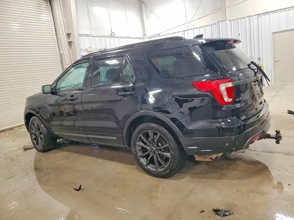1FM5K8D82HGD84036 2017 FORD EXPLORER - Image 2