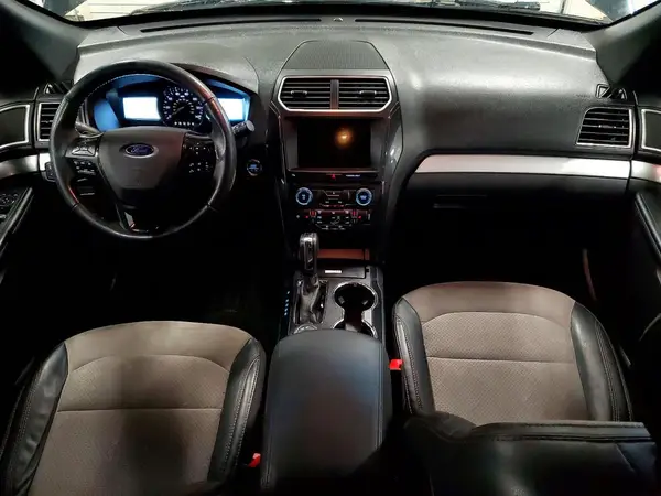 1FM5K8D82HGD84036 2017 FORD EXPLORER - Image 8