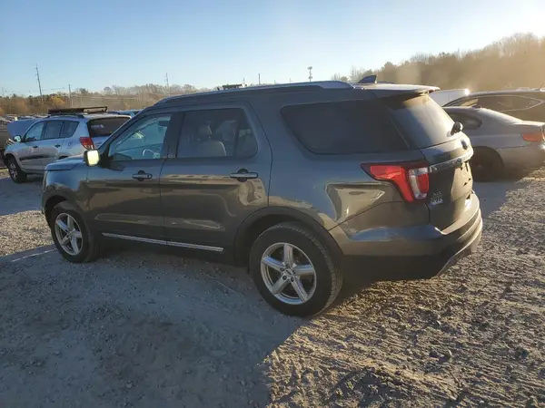 1FM5K8D82HGE07069 2017 FORD EXPLORER - Image 2