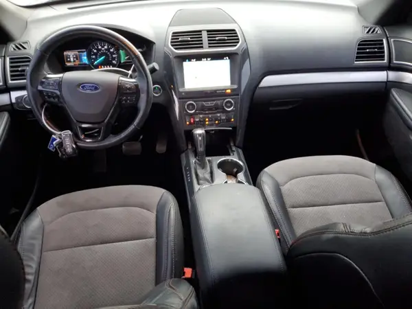 1FM5K8D82HGE11400 2017 FORD EXPLORER - Image 8