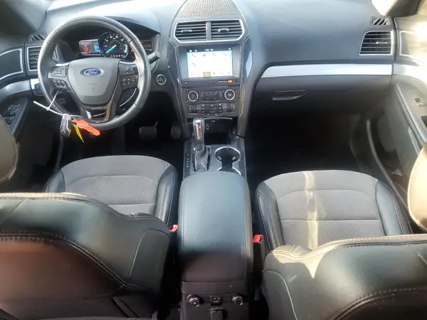 1FM5K8D82HGE21408 2017 FORD EXPLORER - Image 8