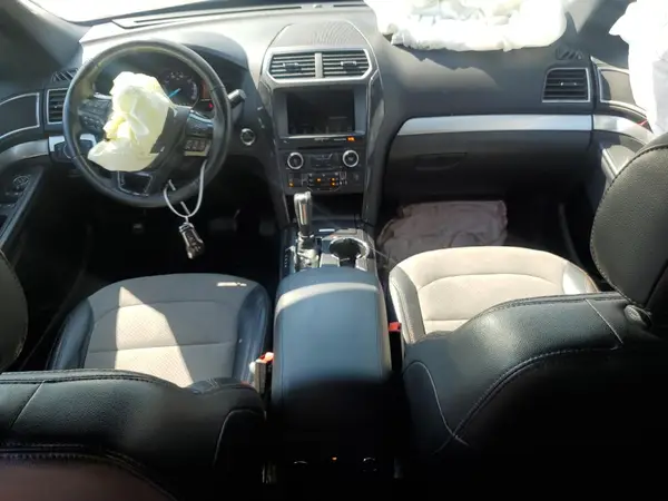 1FM5K8D82HGE21425 2017 FORD EXPLORER - Image 8