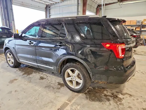 1FM5K8D82HGE27869 2017 FORD EXPLORER - Image 2