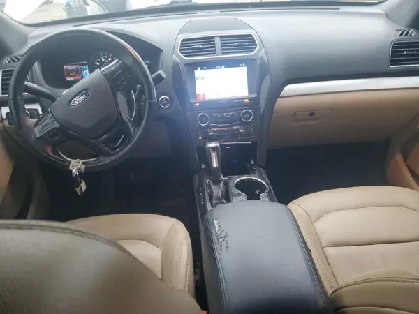 1FM5K8D82HGE29086 2017 FORD EXPLORER - Image 8
