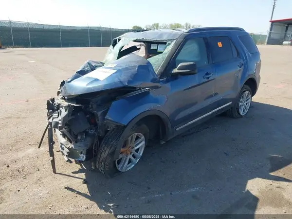 1FM5K8D82JGA03758 2018 FORD EXPLORER - Image 2