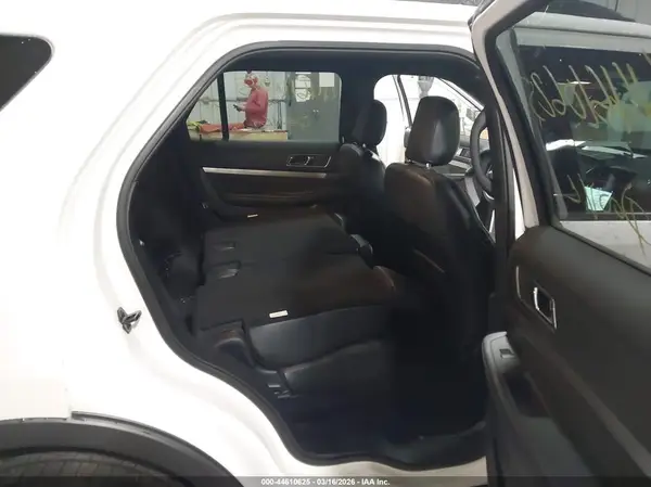 1FM5K8D82JGA10905 2018 FORD EXPLORER - Image 8
