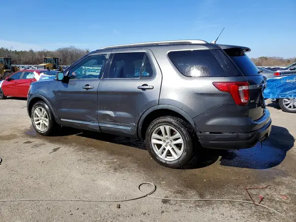 1FM5K8D82JGA21290 2018 FORD EXPLORER - Image 2