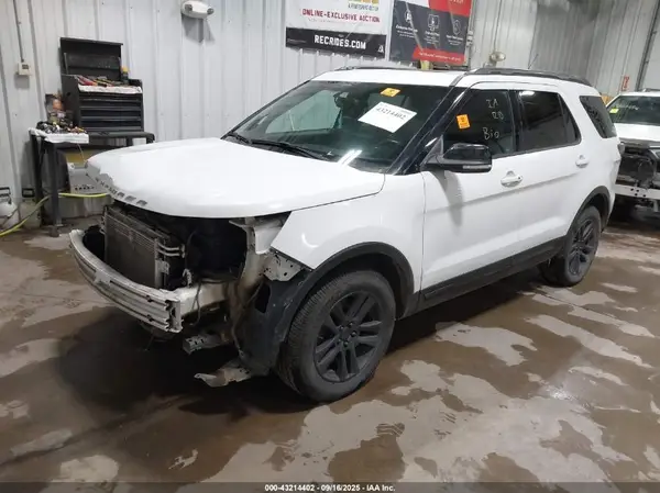 1FM5K8D82JGA22987 2018 FORD EXPLORER - Image 2
