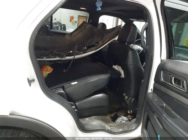 1FM5K8D82JGA22987 2018 FORD EXPLORER - Image 8