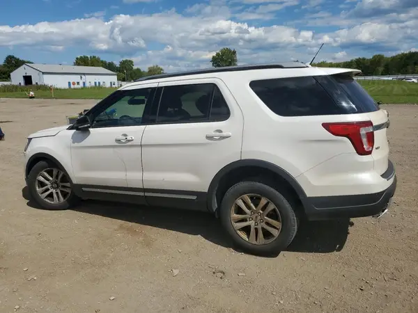 1FM5K8D82JGA39210 2018 FORD EXPLORER - Image 2
