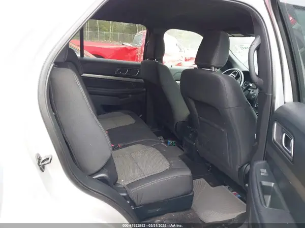 1FM5K8D82JGA50286 2018 FORD EXPLORER - Image 8