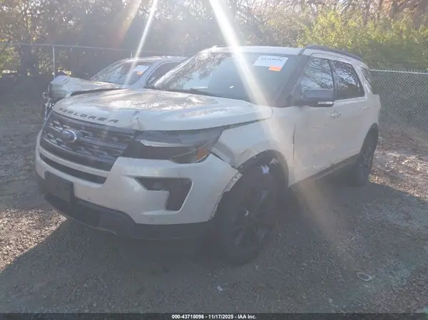 1FM5K8D82JGA54158 2018 FORD EXPLORER - Image 2