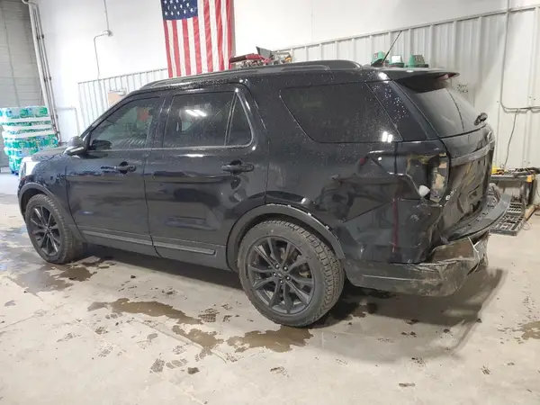 1FM5K8D82JGA55178 2018 FORD EXPLORER - Image 2
