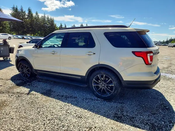 1FM5K8D82JGA60591 2018 FORD EXPLORER - Image 2