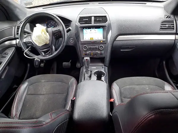 1FM5K8D82JGA75673 2018 FORD EXPLORER - Image 8