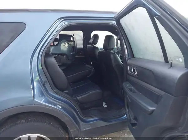 1FM5K8D82JGA77486 2018 FORD EXPLORER - Image 8
