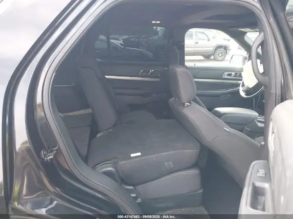 1FM5K8D82JGB01771 2018 FORD EXPLORER - Image 8