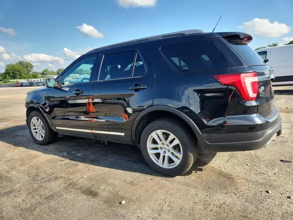 1FM5K8D82JGB05383 2018 FORD EXPLORER - Image 2