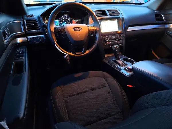 1FM5K8D82JGB08753 2018 FORD EXPLORER - Image 8