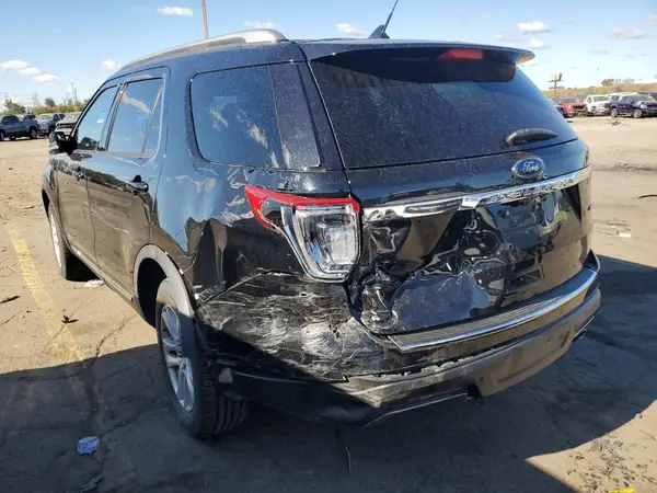 1FM5K8D82JGB16819 2018 FORD EXPLORER - Image 2
