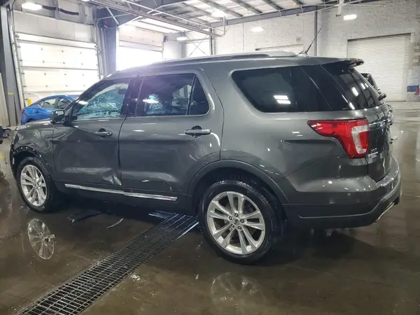 1FM5K8D82JGB31403 2018 FORD EXPLORER - Image 2