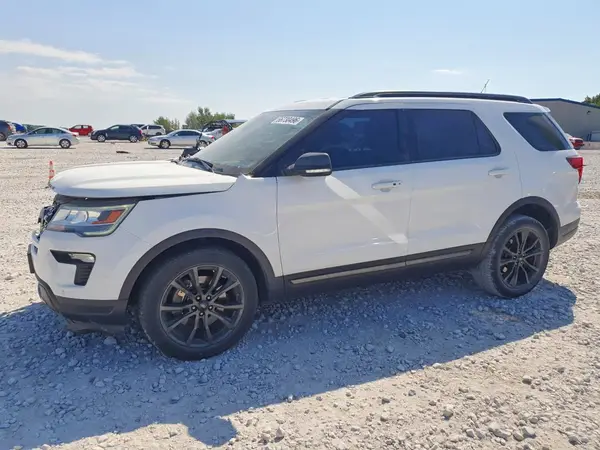 1FM5K8D82JGB44751 2018 FORD EXPLORER - Image 1