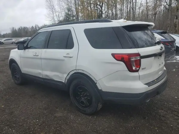 1FM5K8D82JGB49044 2018 FORD EXPLORER - Image 2