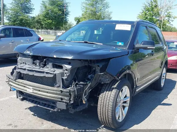 1FM5K8D82JGB50355 2018 FORD EXPLORER - Image 2