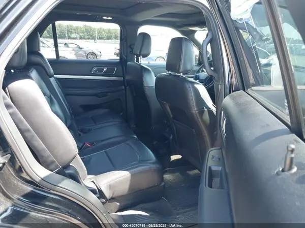 1FM5K8D82JGB50355 2018 FORD EXPLORER - Image 8