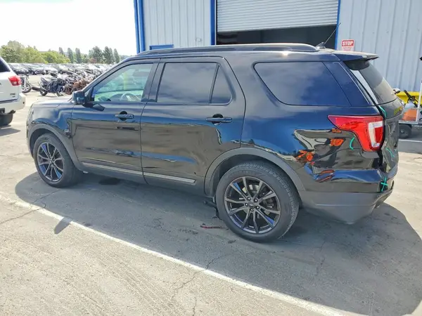1FM5K8D82JGB90466 2018 FORD EXPLORER - Image 2