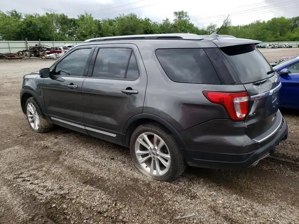 1FM5K8D82JGB98969 2018 FORD EXPLORER - Image 2
