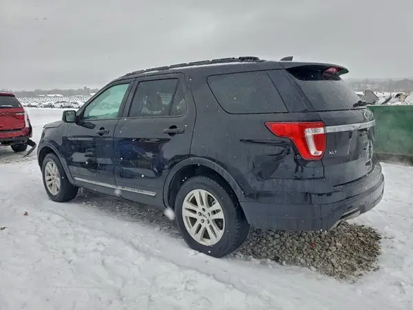 1FM5K8D82JGC19903 2018 FORD EXPLORER - Image 2